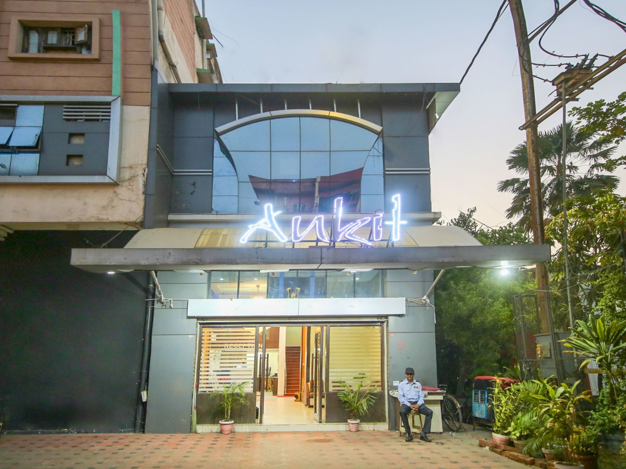 Oyo 15144 Hotel Ankit Jabalpur Exterior photo