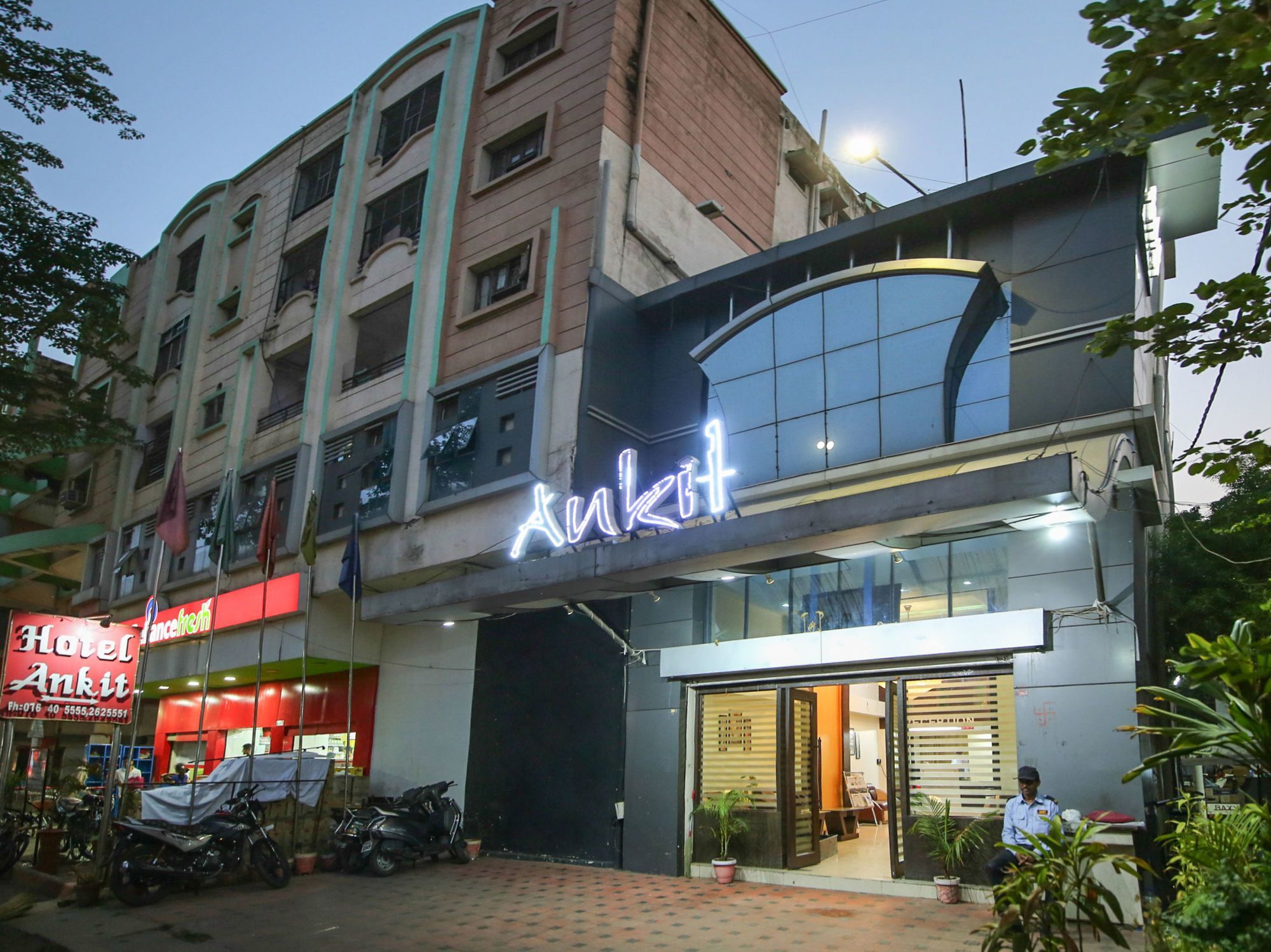 Oyo 15144 Hotel Ankit Jabalpur Exterior photo